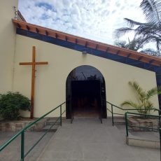 entrada a la capilla del Santísimo
